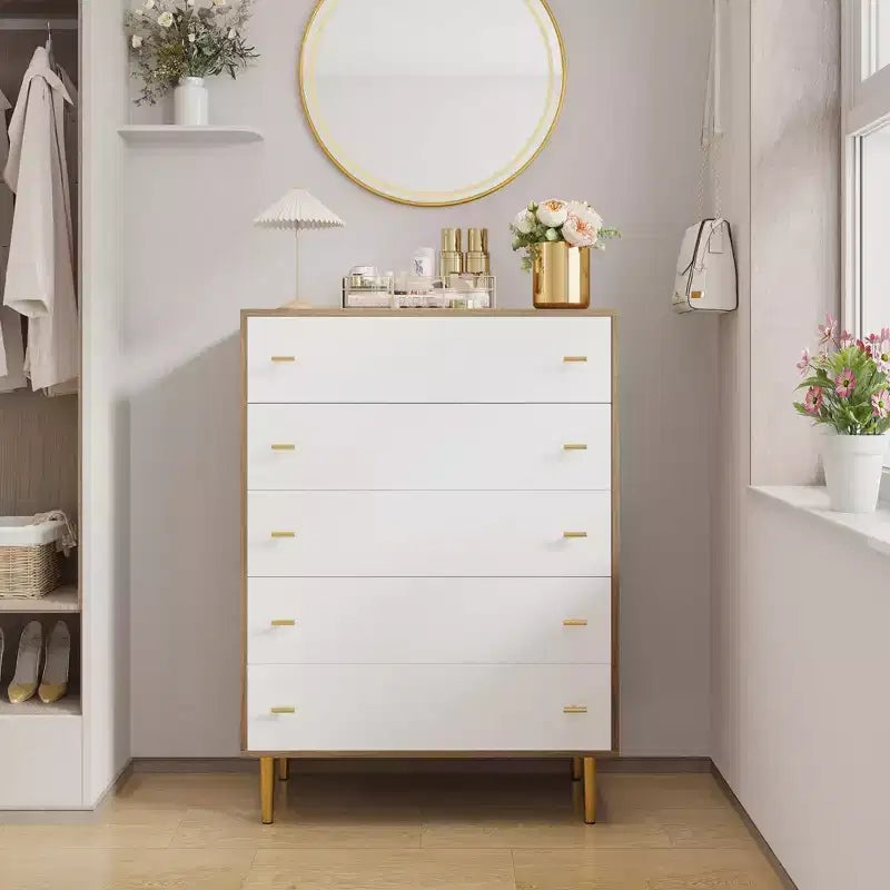 Specchio da bagno moderno con cornice ad arco in alluminio, elegante montatura in metallo per vanità