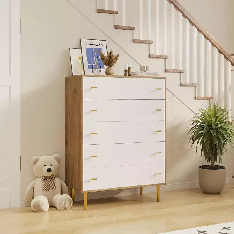 Specchio da bagno moderno con cornice ad arco in alluminio, elegante montatura in metallo per vanità